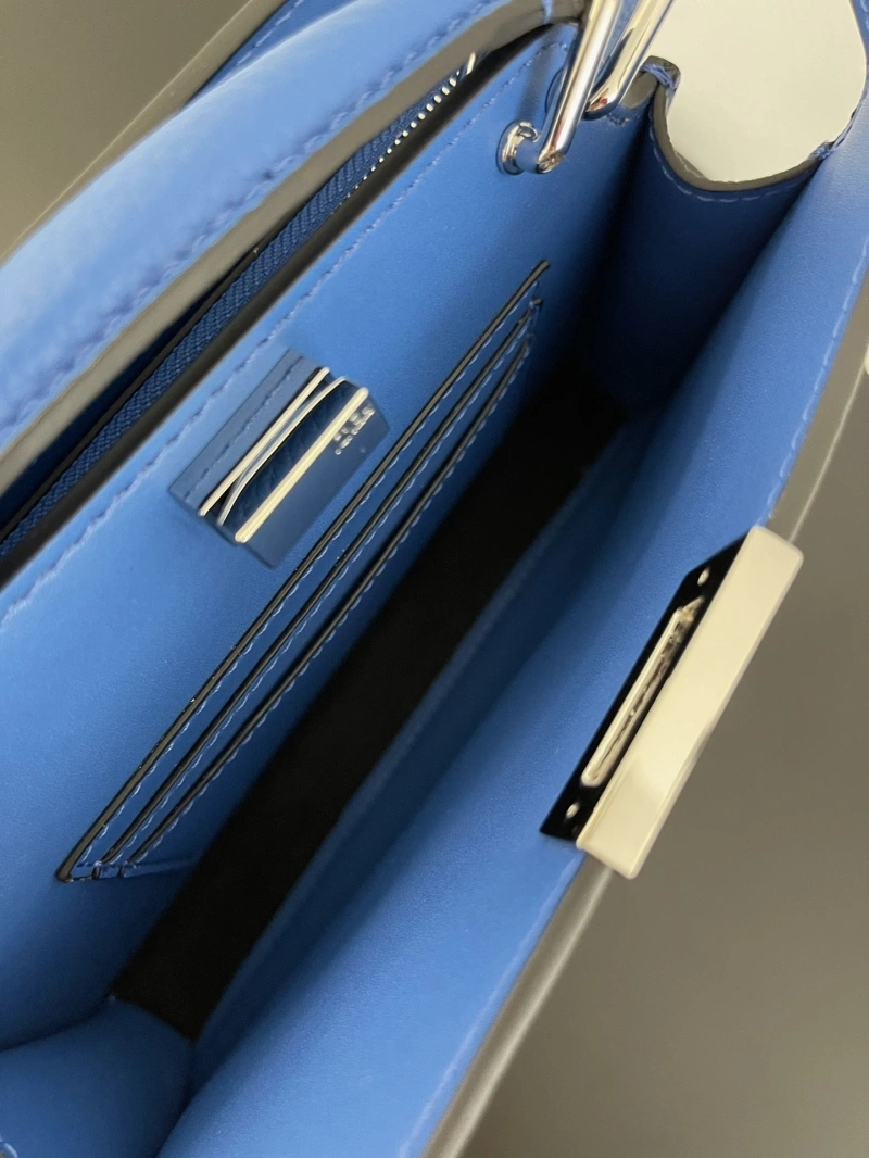 Fendi Top Handle Bags 4222C-0518