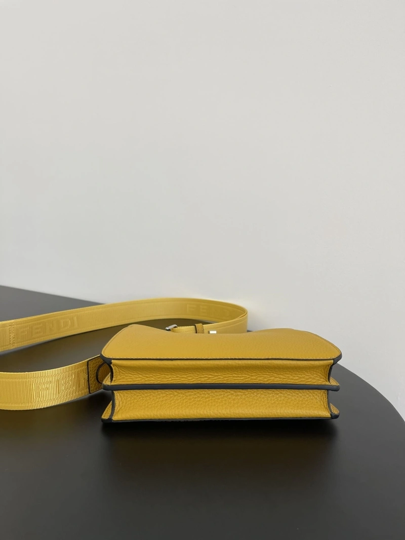 Fendi Top Handle Bags 4222C-0519