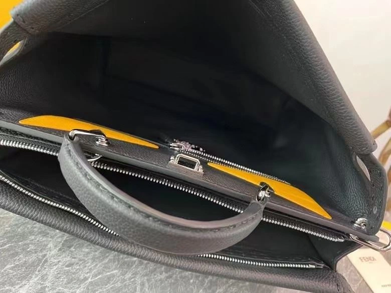 Fendi Shopping Bags 4222C-0523