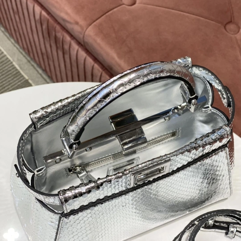 Fendi Top Handle Bags 4222C-0526