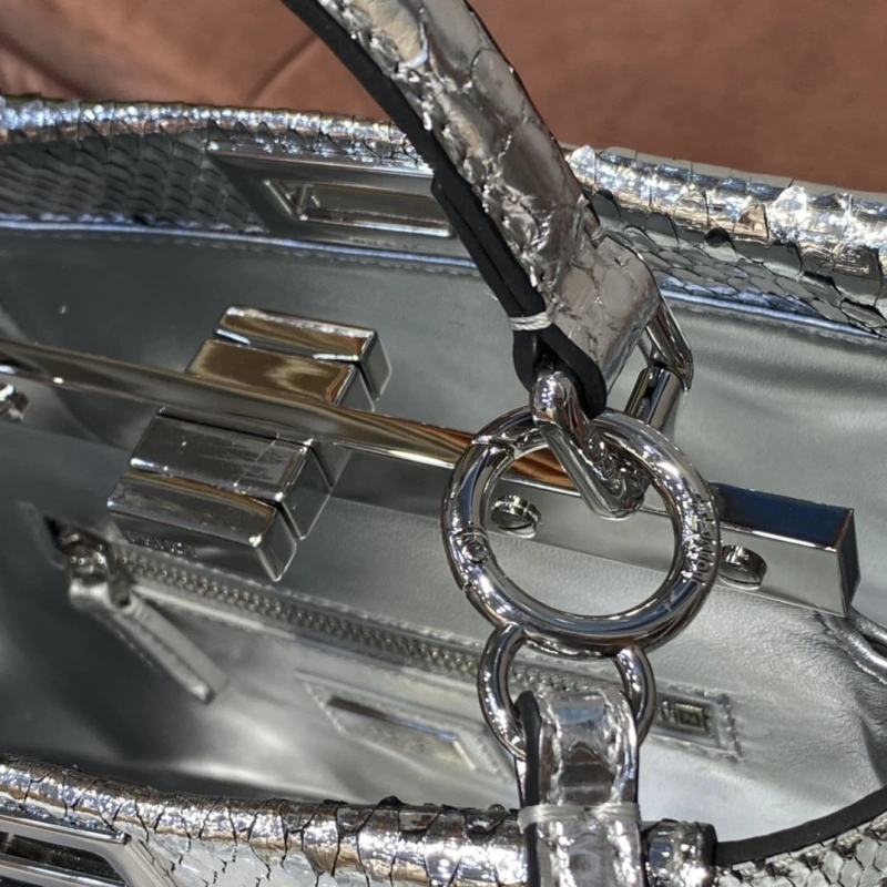 Fendi Top Handle Bags 4222C-0526