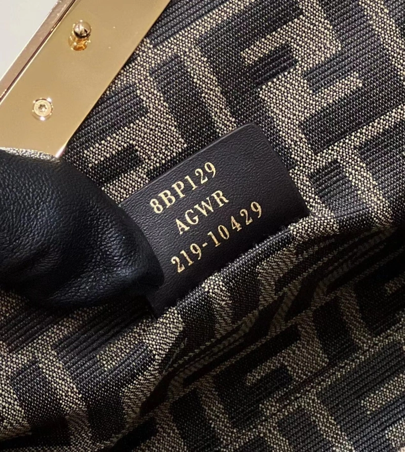 Fendi First Bags 4222C-0556