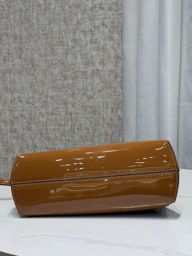 Fendi First Bags 4222C-0558