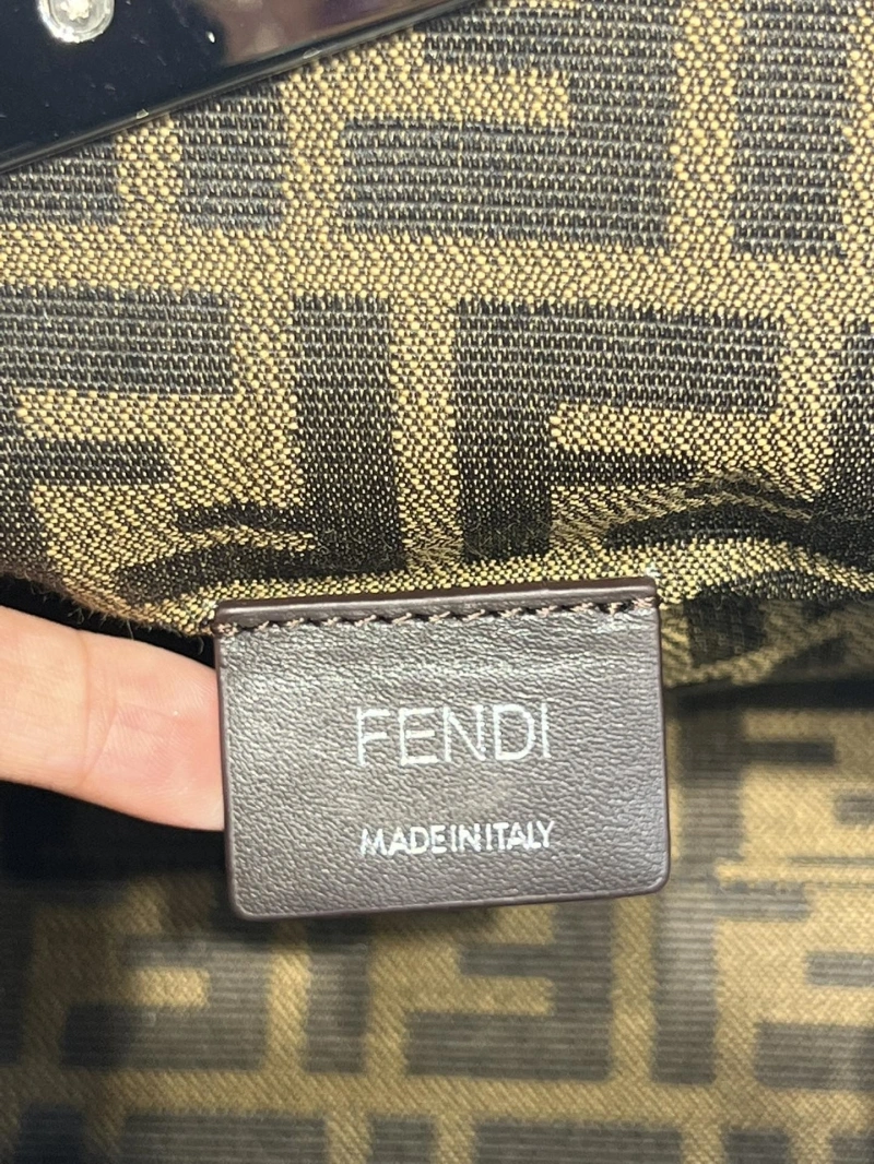 Fendi First Bags 4222C-0558