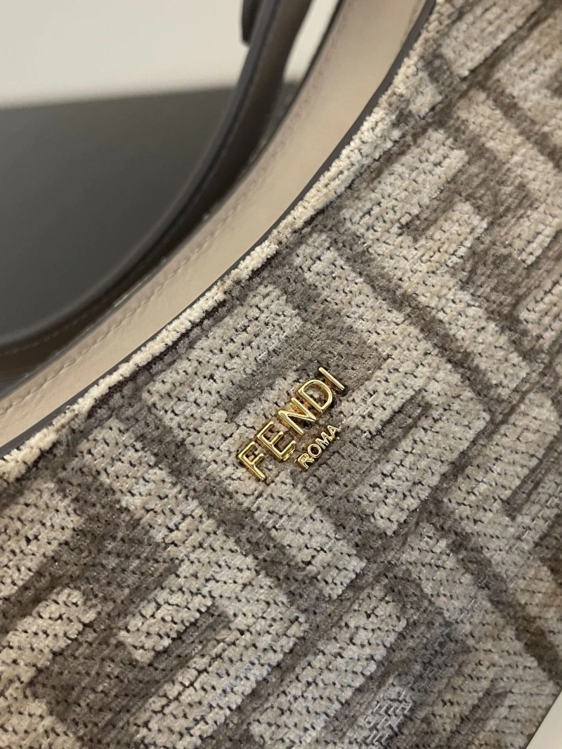 Fendi Top Handle Bags 4222C-0563