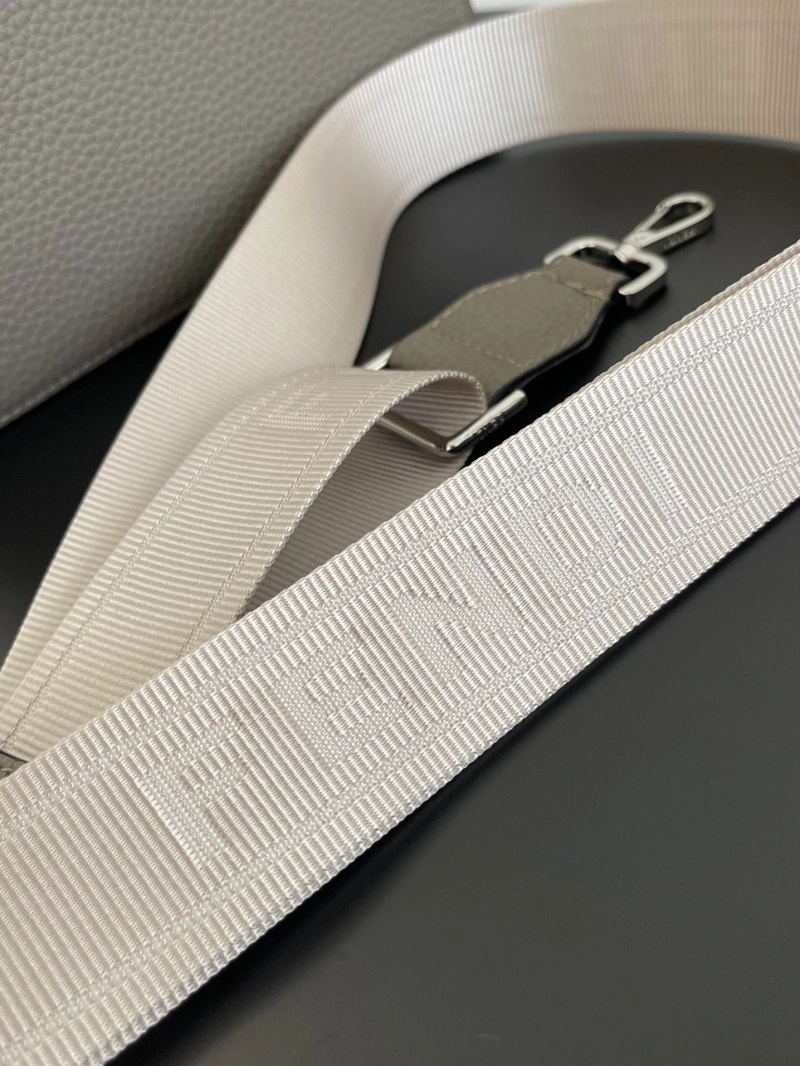 Fendi Top Handle Bags 4222C-0585