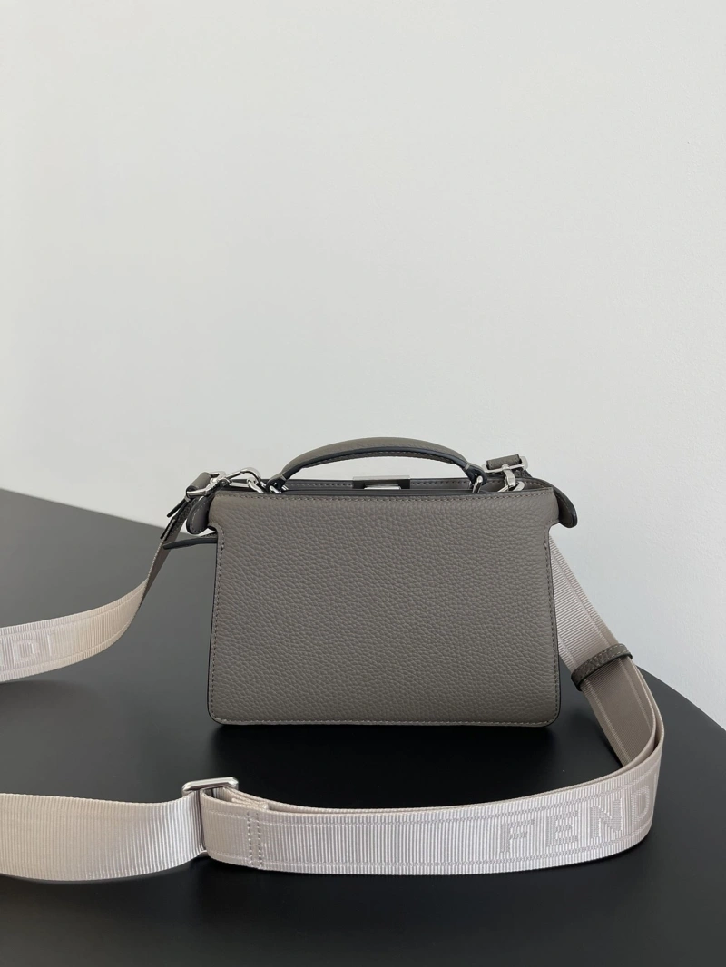 Fendi Top Handle Bags 4222C-0585