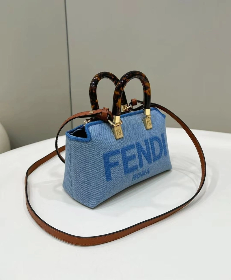 Fendi Top Handle Bags 4222C-0586