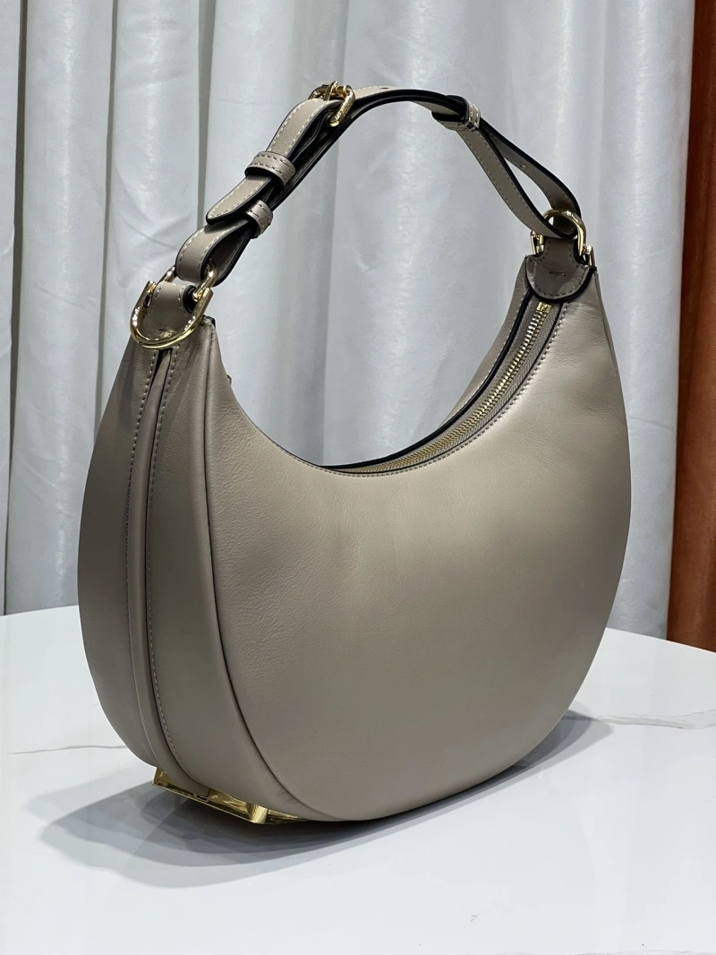 Fendi Top Handle Bags 4222C-0600