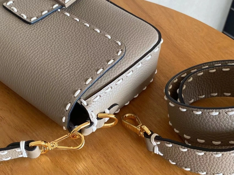 Fendi Baguette Bags 4222C-0608