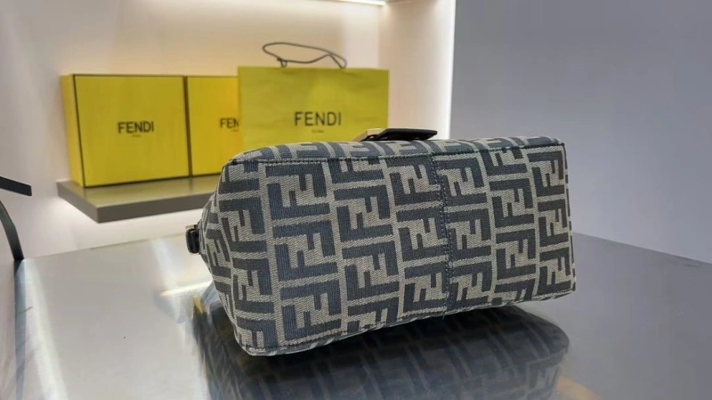 Fendi Top Handle Bags 4222C-0609