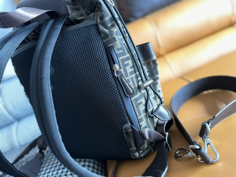 Fendi Backpacks 4222C-0622