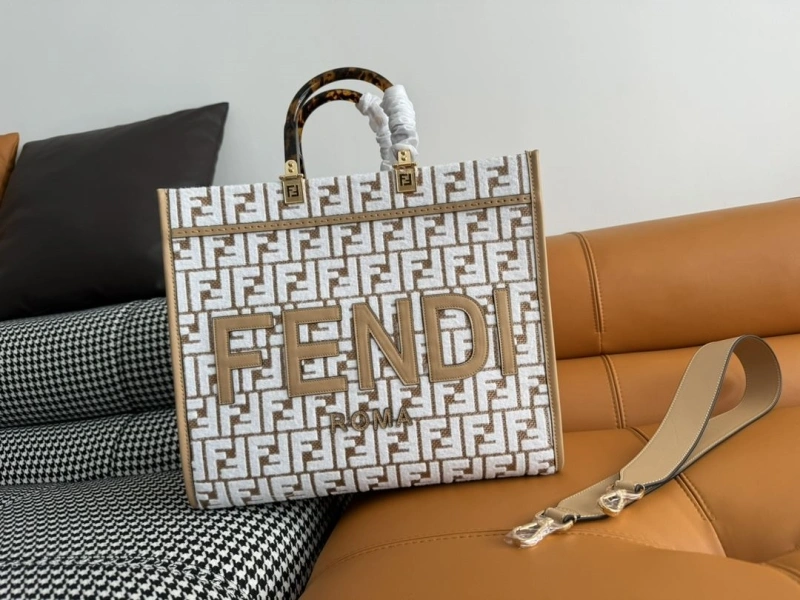 Fendi Shopping Bags 4222C-0638