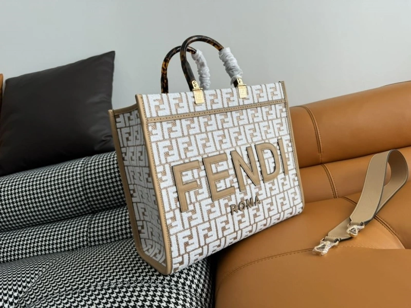 Fendi Shopping Bags 4222C-0638