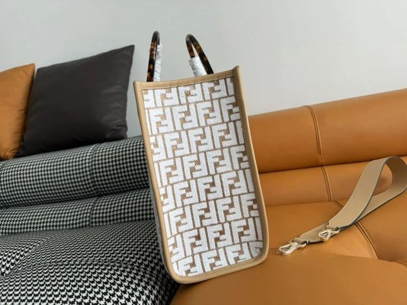 Fendi Shopping Bags 4222C-0638