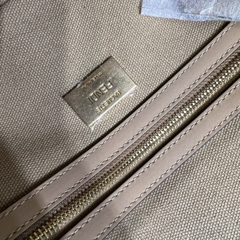 Fendi Baguette Bags 4222C-0702