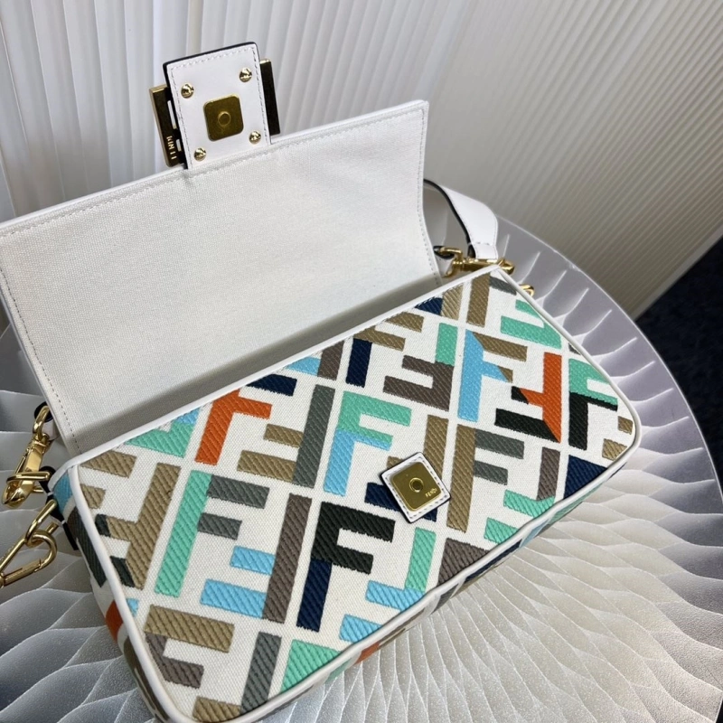 Fendi Baguette Bags 4222C-0706
