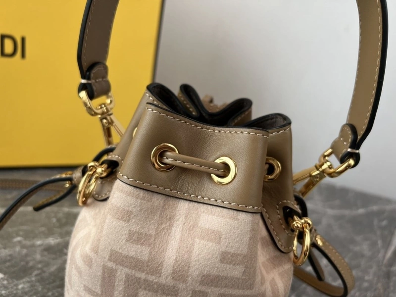 Fendi Bucket Bags 4222C-0709
