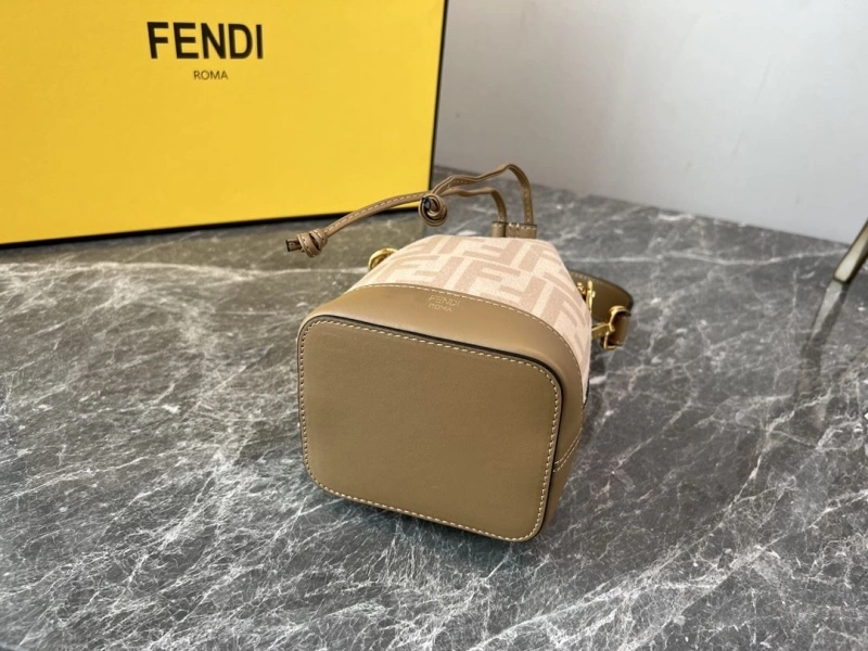 Fendi Bucket Bags 4222C-0709