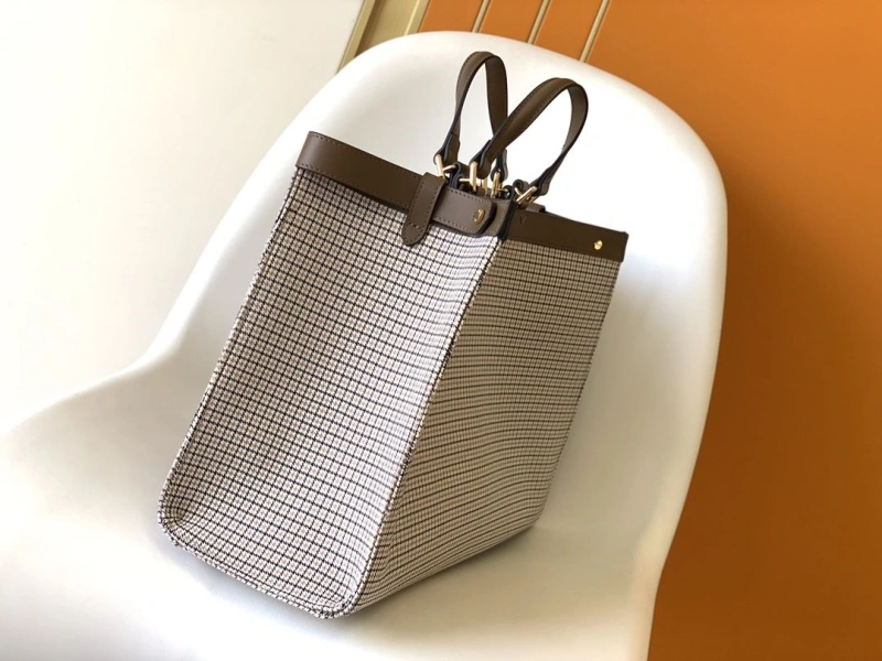 Fendi Shopping Bags 4222C-0717