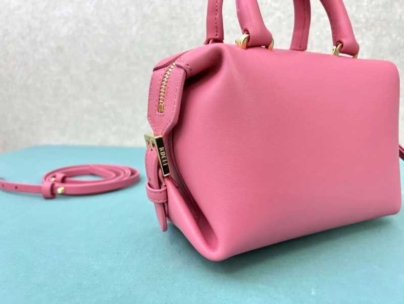 Fendi Top Handle Bags 4222C-0722