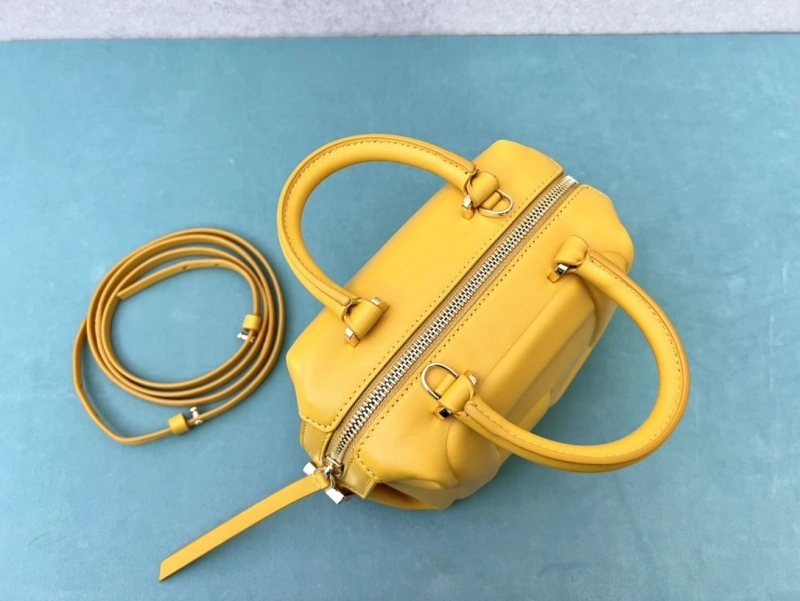 Fendi Top Handle Bags 4222C-0723