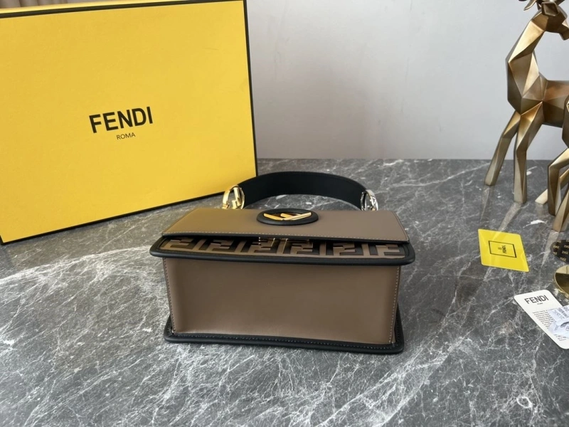 Fendi Top Handle Bags 4222C-0725