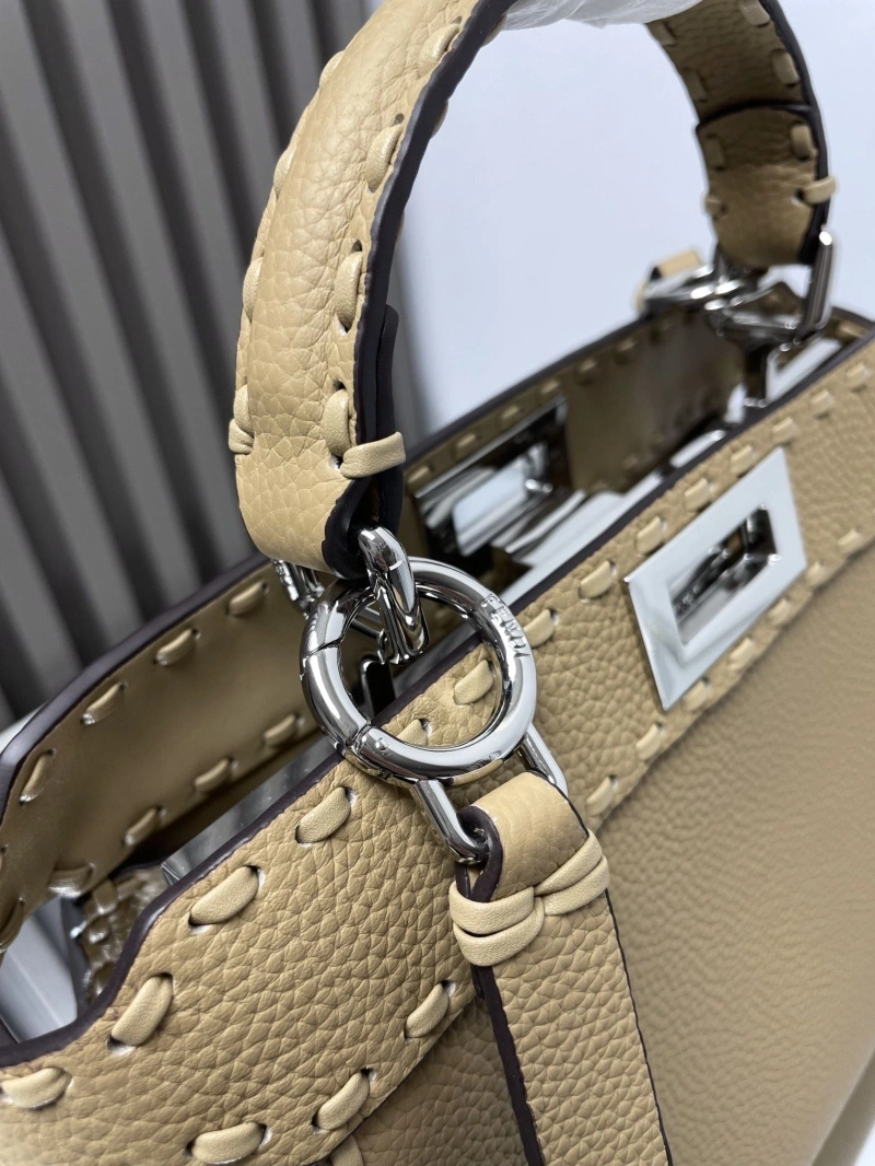 Fendi Top Handle Bags 4222C-0739