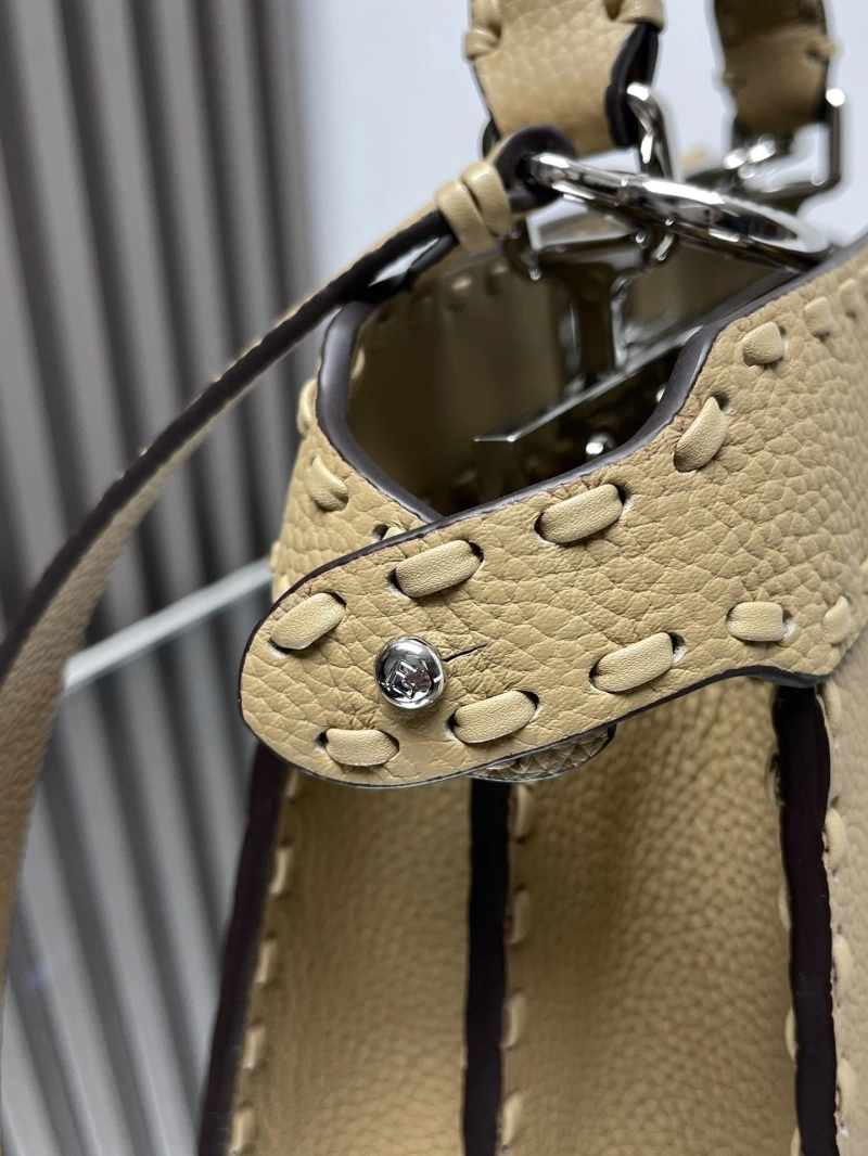 Fendi Top Handle Bags 4222C-0739