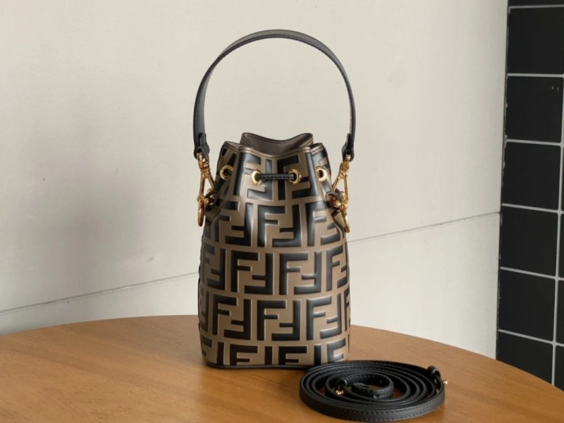 Fendi Bucket Bags 4222C-0762