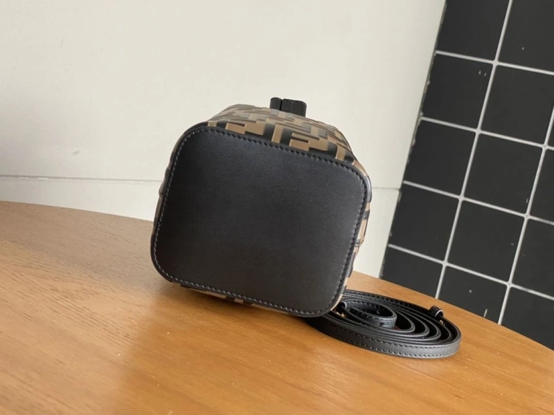 Fendi Bucket Bags 4222C-0762