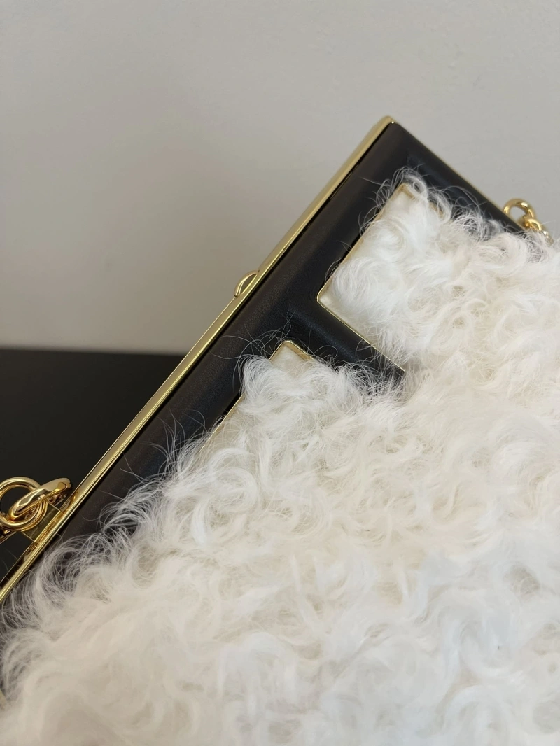 Fendi First Bags 4222C-0802