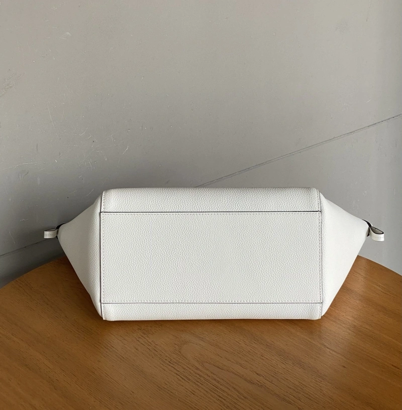 Fendi Shopping Bags 4222C-0823