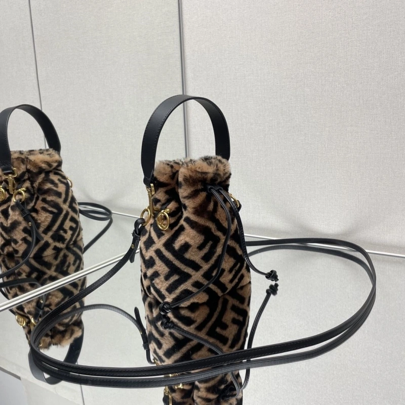 Fendi Bucket Bags 4222C-0825
