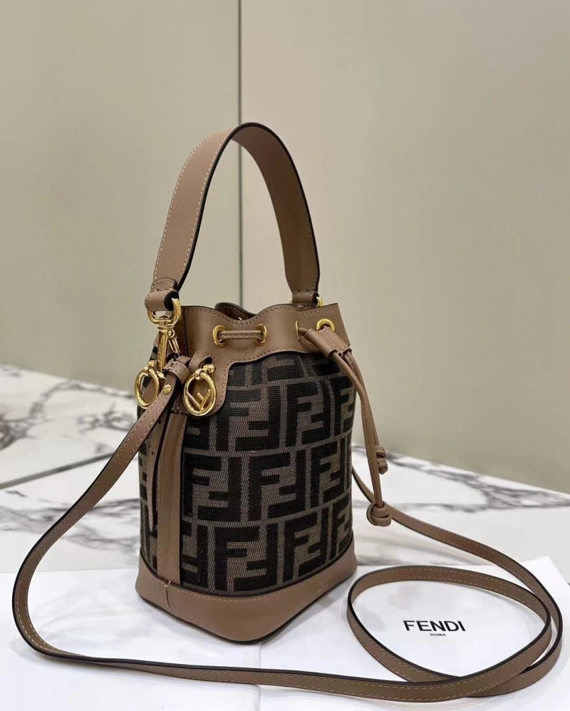 Fendi Bucket Bags 4222C-0826