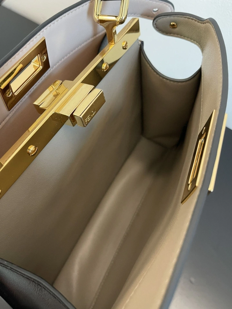 Fendi Top Handle Bags 4222C-0835