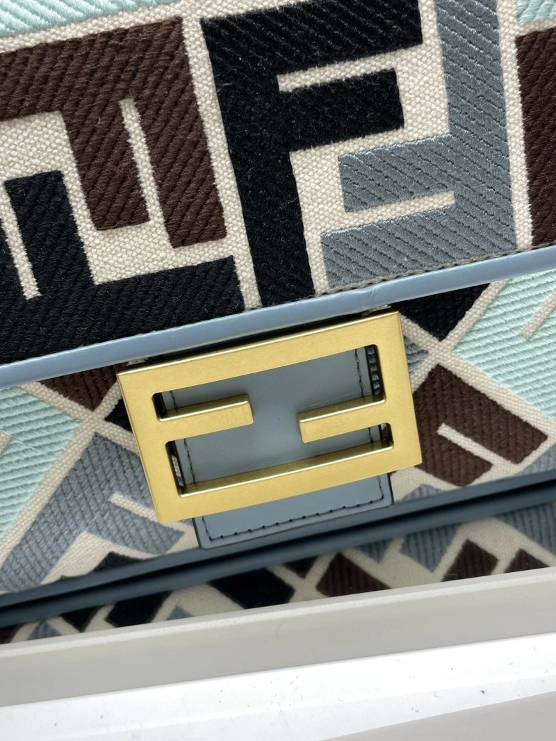 Fendi Baguette Bags 4222C-0861