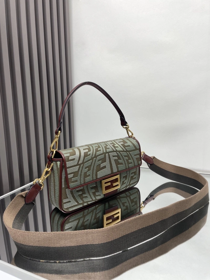 Fendi Baguette Bags 4222C-0865