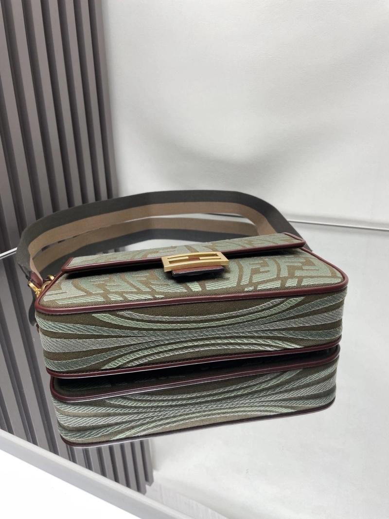 Fendi Baguette Bags 4222C-0865