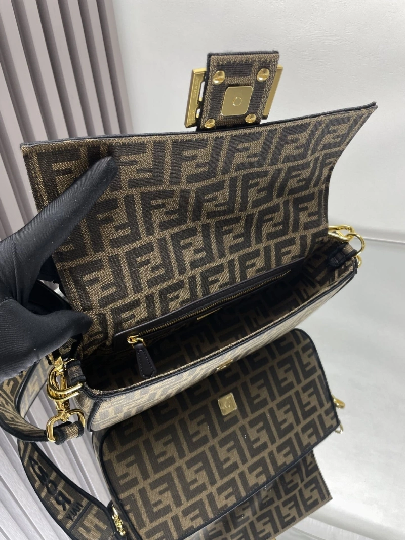 Fendi Baguette Bags 4222C-0866