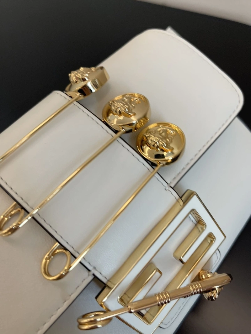 Fendi Baguette Bags 4222C-0883