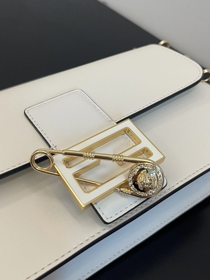 Fendi Baguette Bags 4222C-0884