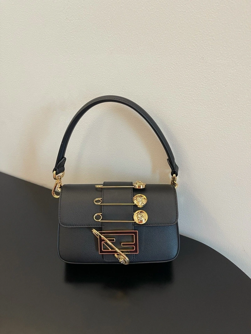 Fendi Baguette Bags 4222C-0885