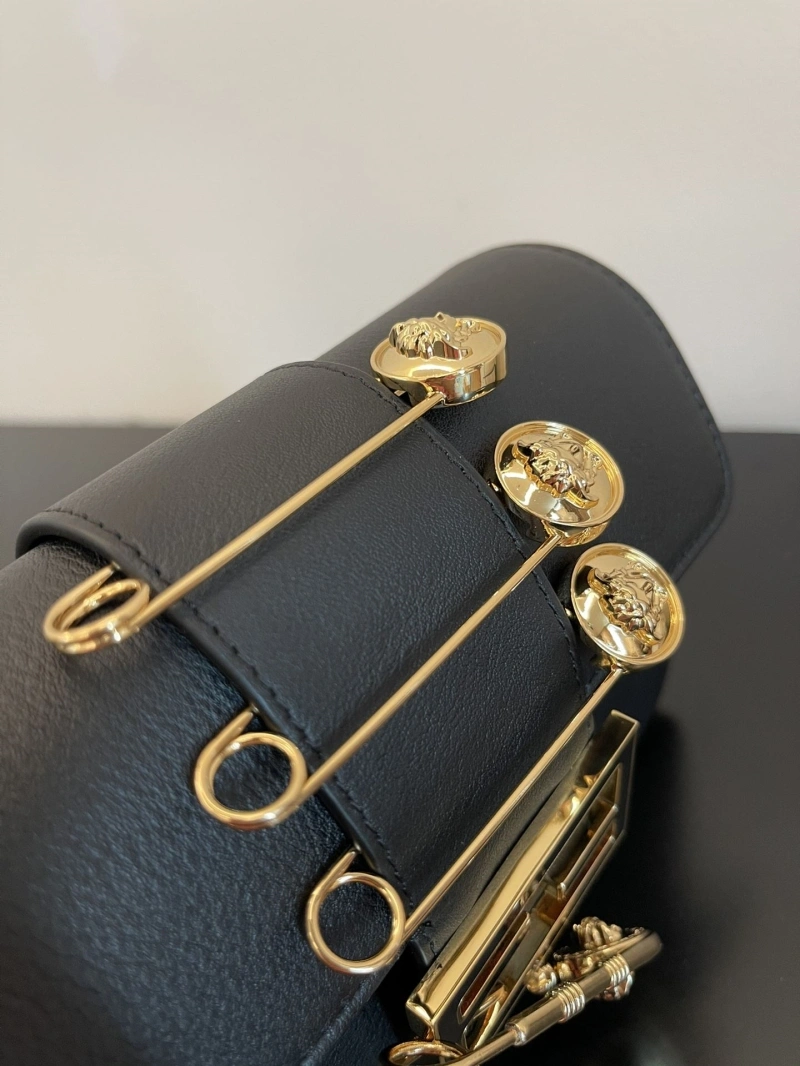 Fendi Baguette Bags 4222C-0885