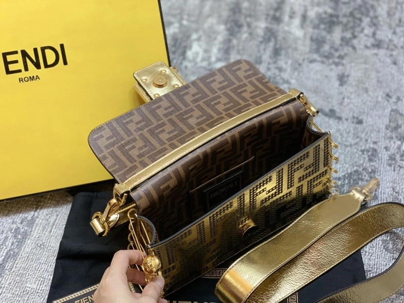 Fendi Baguette Bags 4222C-0888