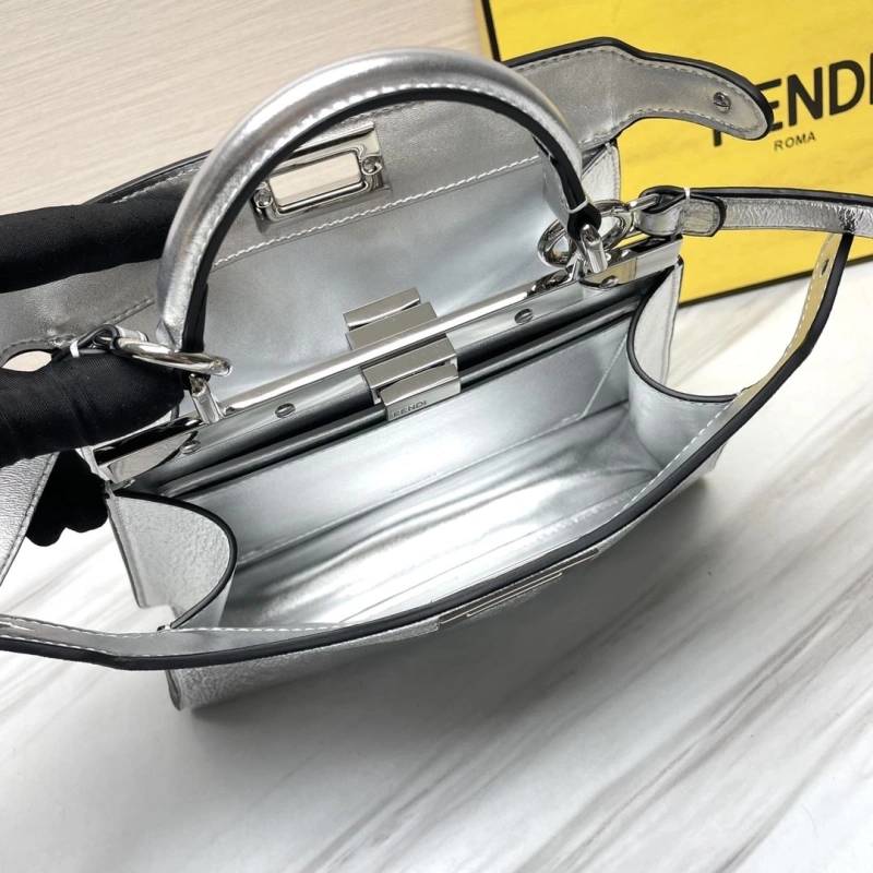 Fendi Top Handle Bags 4222C-0900