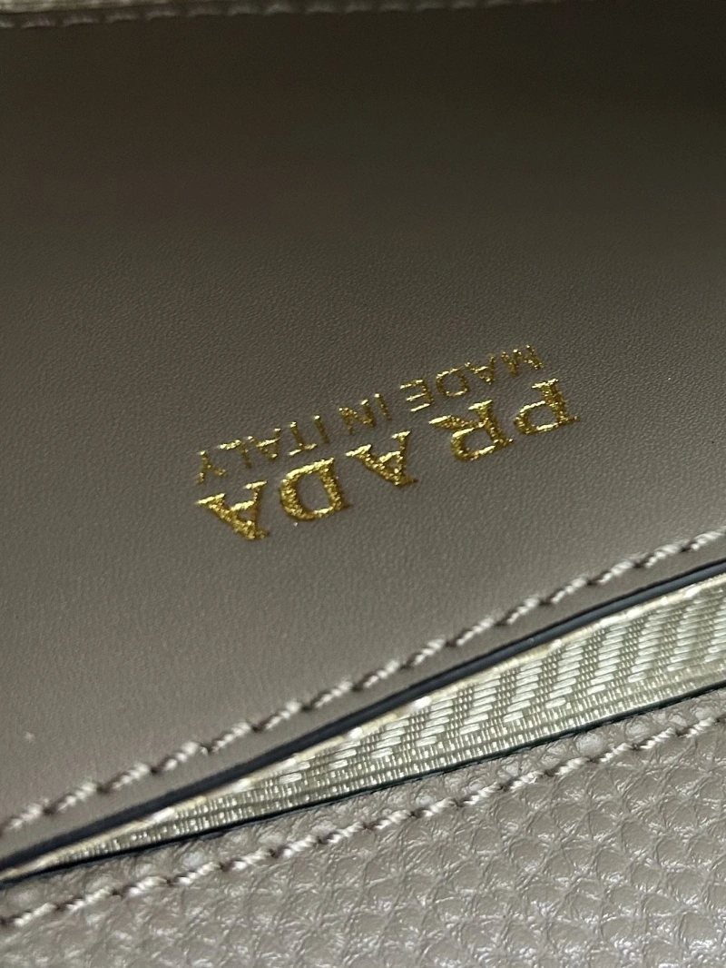 Prada Satchel Bags 4224-0140