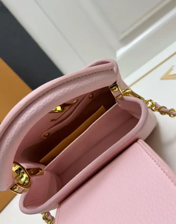 LV Capucines Bags 4224-0150