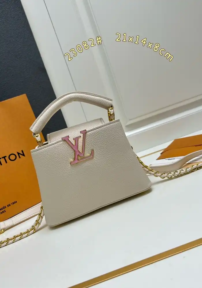 LV Capucines Bags 4224-0151