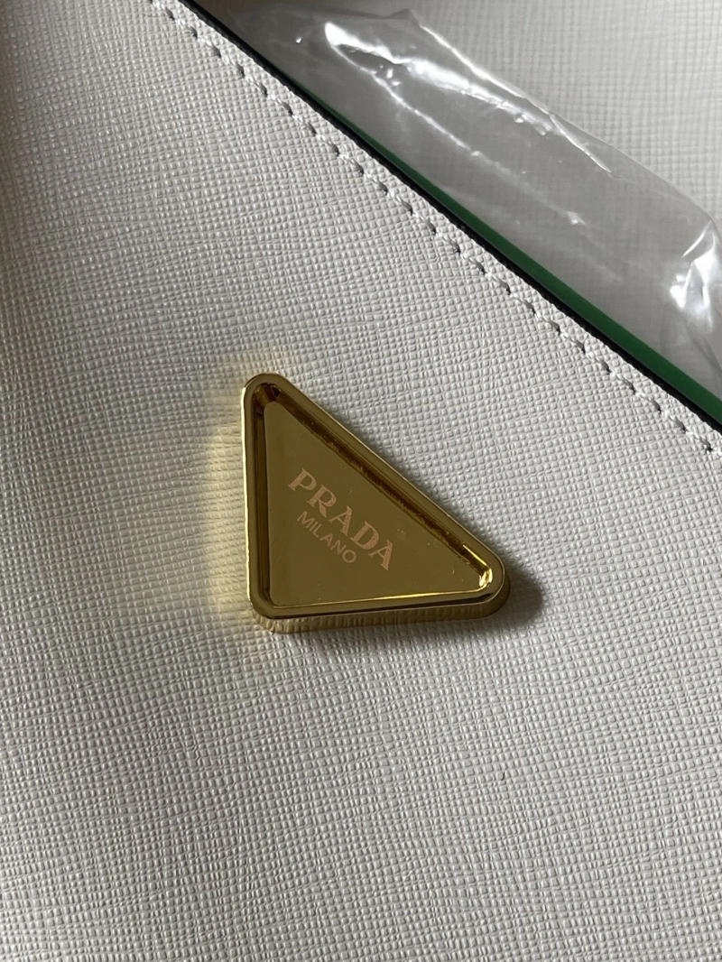 Prada Satchel Bags 4224-0179